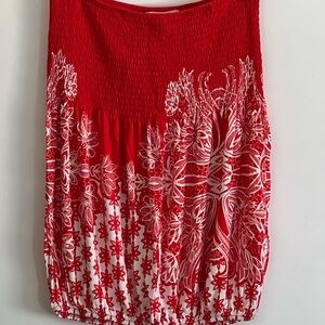Chic Red and White Floral Women's Top